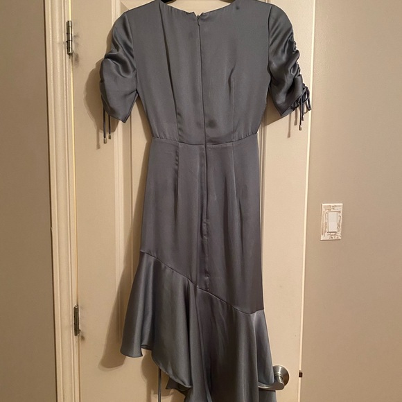 Elegant Gray Ruched Dress - Picture 3 of 4
